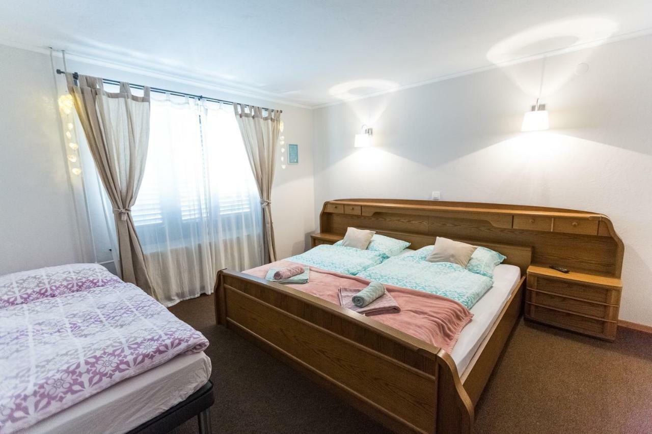 Rooms Malina Blejska Dobrava Exterior photo